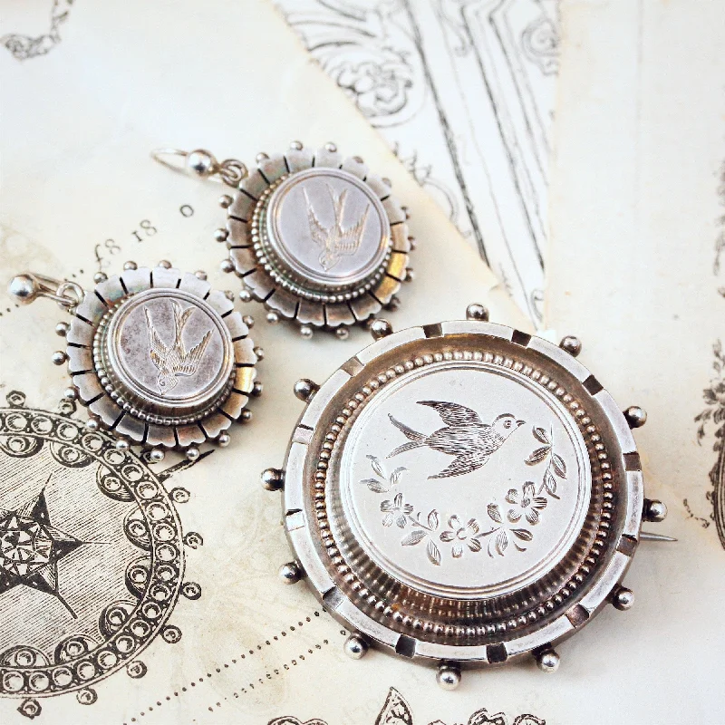 Best hoop earrings with lever-back closures for secure and easy wear-Antique Victorian Silver Set of Earrings & Brooch