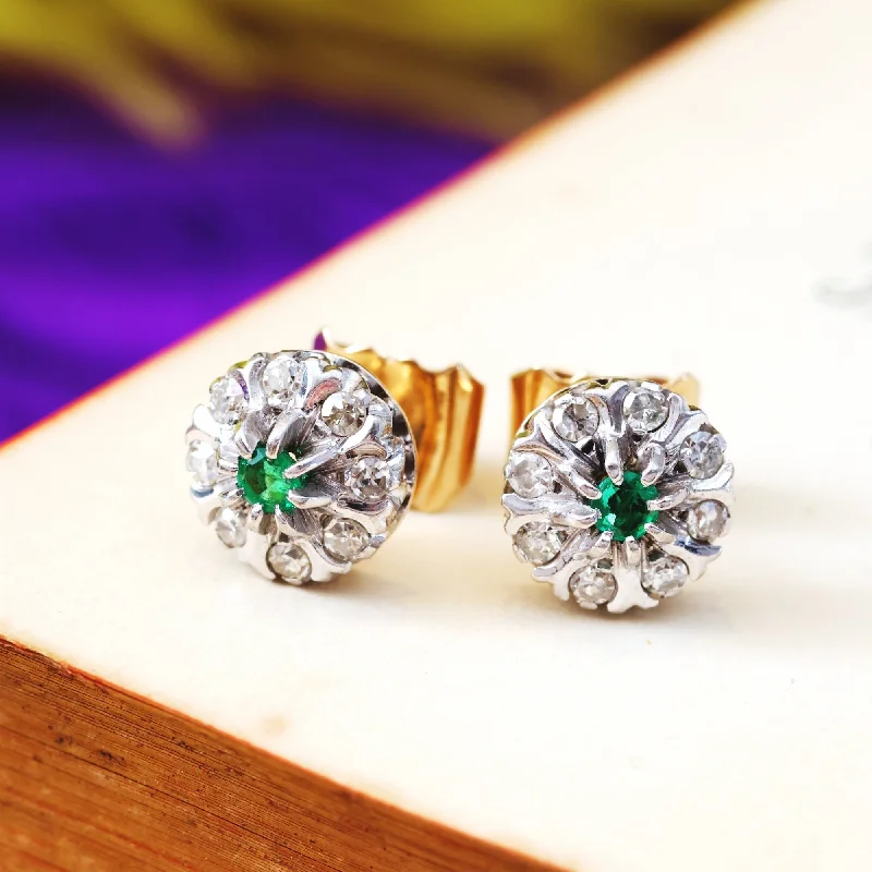 Hoop earrings with artistic filigree designs for an intricate, delicate finish-De Luxe Retro Emerald & Diamond Earrings