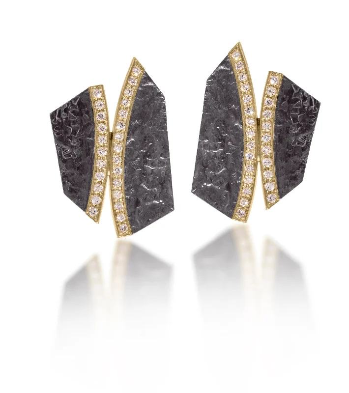 Hoop earrings with textured finishes for a vintage and classic style-Cyclone E13