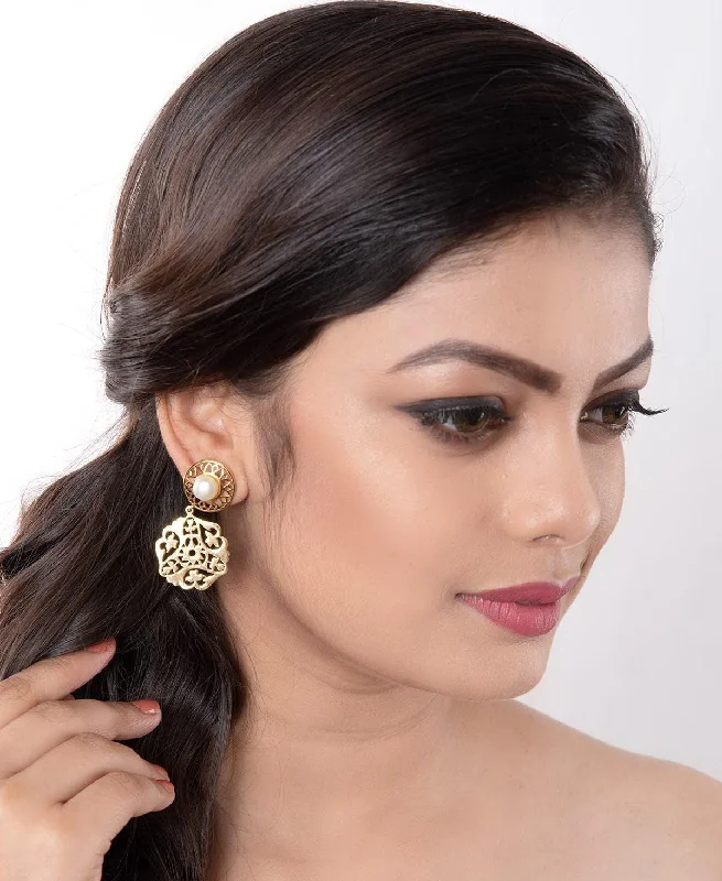 Hoop earrings with intricate designs for a unique and artistic appearance-Graceful Silver hanging Earring