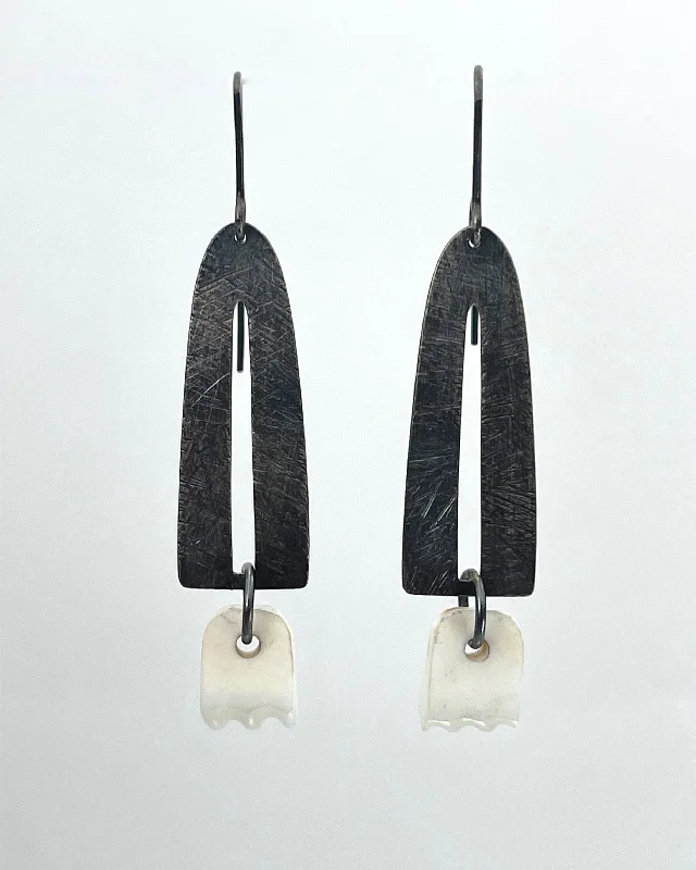 Best hoop earrings with matte finish for a sophisticated, understated design-Heather Guidero Carved Arch Slot Earring