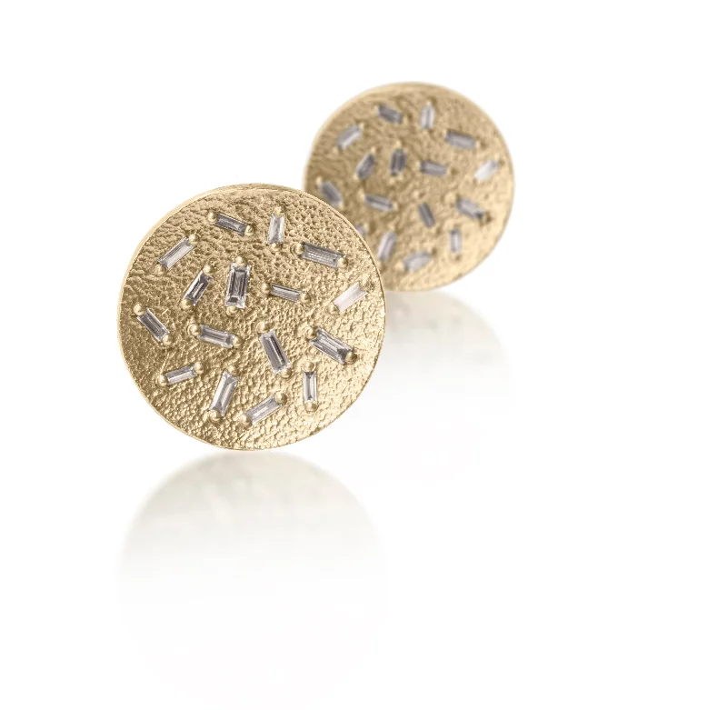 Best hoop earrings with intricate beaded details for a textured, stylish appearance-ICE E10-MD