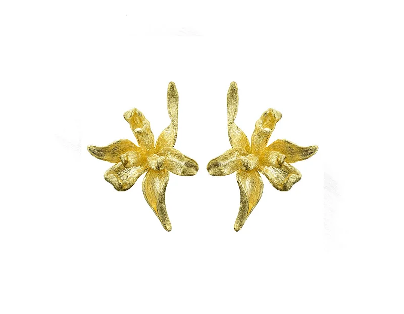 Best hoop earrings with blackened metal for an edgy and bold appearance-Iris Flower Stud Earring