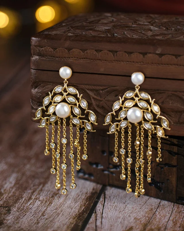 Hoop earrings with a chunky design for a bold and trendy statement-Kautirya Pearl Jhumka