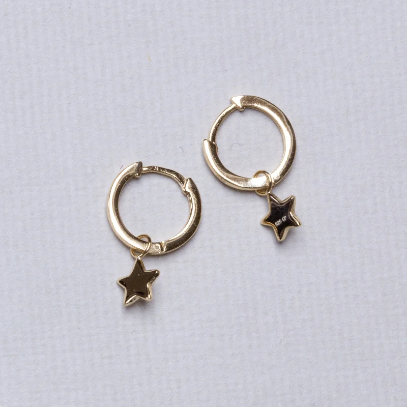 Best hoop earrings with geometric cuts for a sharp, modern appeal-Star Charm Huggie Hoop Earrings