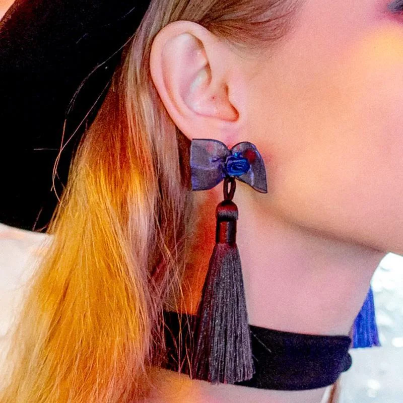 Hoop earrings with tortoiseshell designs for a chic and classic style-Women's Bow Knot Tassel Earrings (Single)