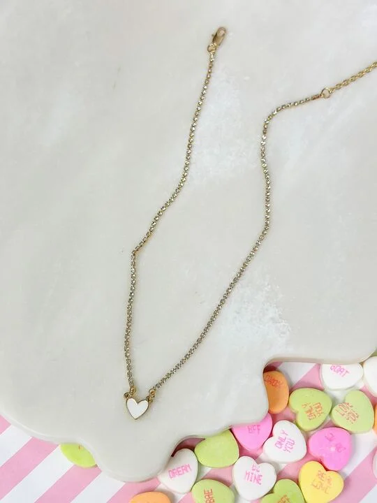 Best necklaces and pendants with cross pendants for a spiritual, meaningful symbol-Glitzy Chain Heart Necklace - White