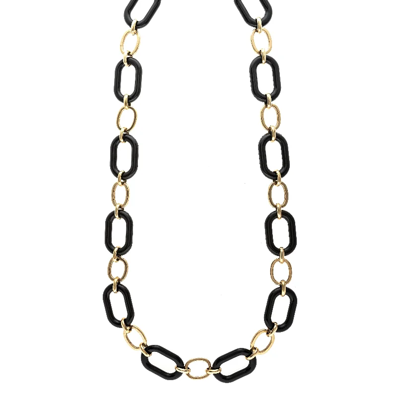 Elegant necklaces and pendants with gold chains for a chic, timeless appearance-Melania