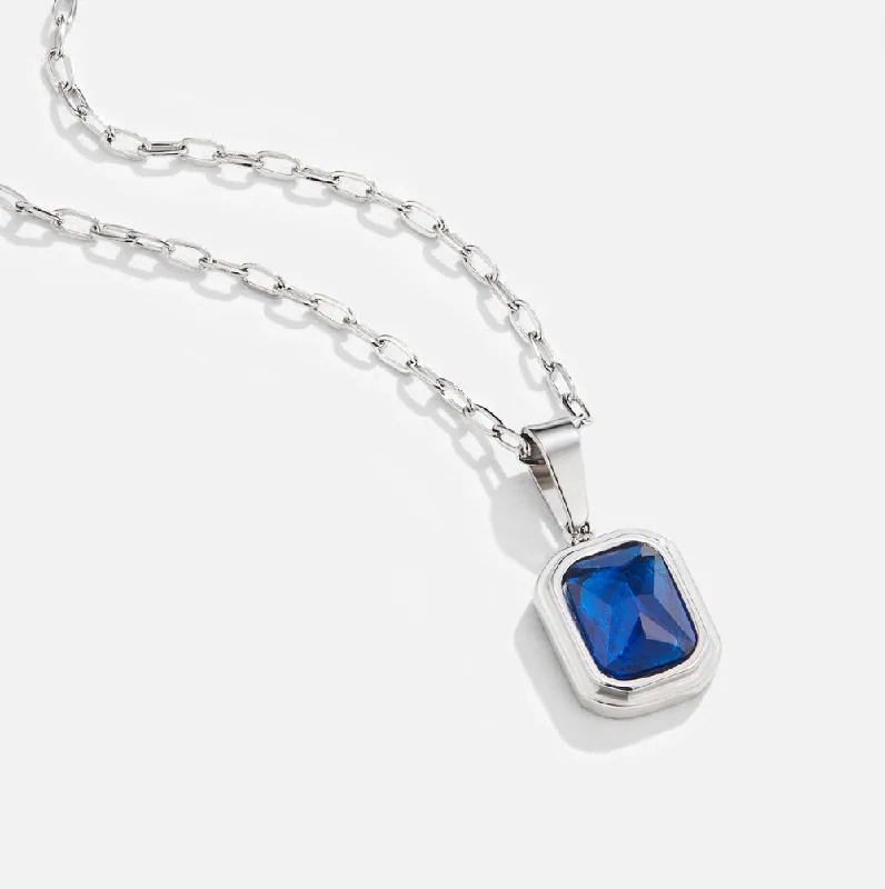 Stunning necklaces and pendants with chakra stones for healing and balance-Ocean Blue Pendant Silver Necklace