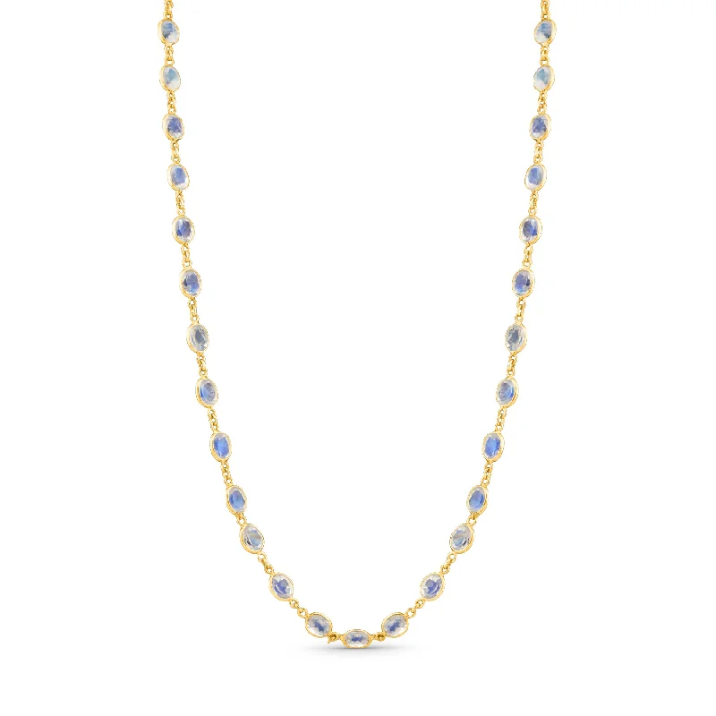 Stunning necklaces and pendants with amethyst gemstones for a calming effect-Rainbow Moonstone Round Necklace In 18K Yellow Gold