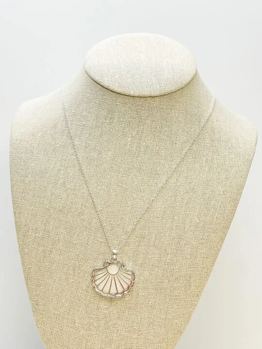 Best necklaces and pendants with matching rings for a coordinated jewelry set-Silver Abalone Seashell Pendant Necklace