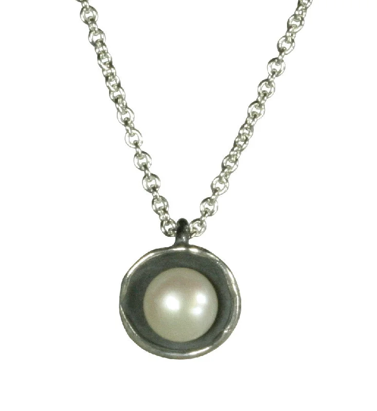 Best necklaces and pendants with zodiac signs for a celestial, astrology-inspired vibe-Small Dishy Pendant with Pearl