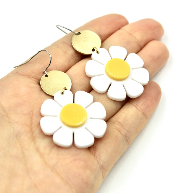 Geometric Drop Earrings for Trend -Groovy Daisy Earrings