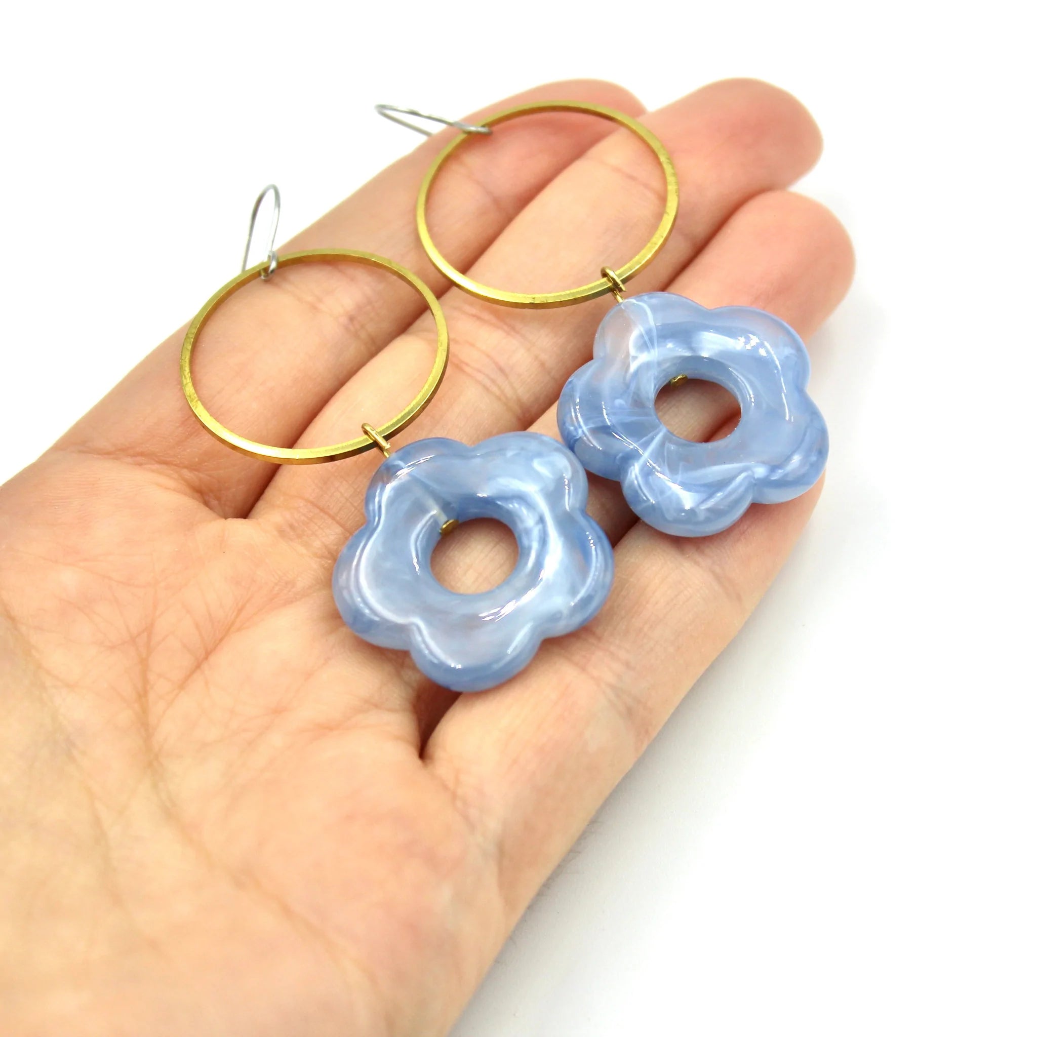 Drop Earrings with Polished Shine -Groovy Flower Hoop Earrings (blue)