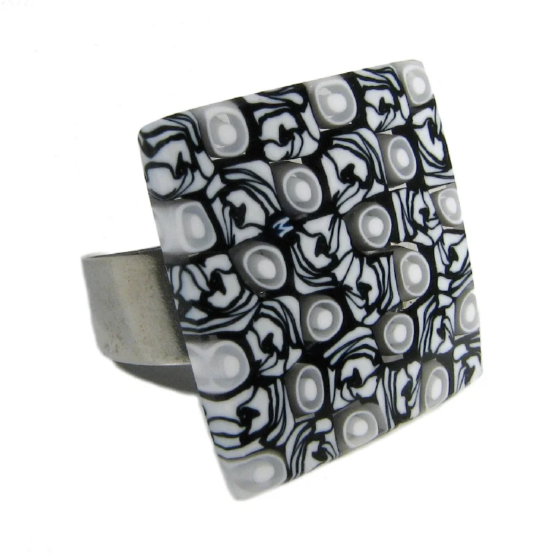 Murano glass square Ring "Anni 60" set in 925 sterling silver