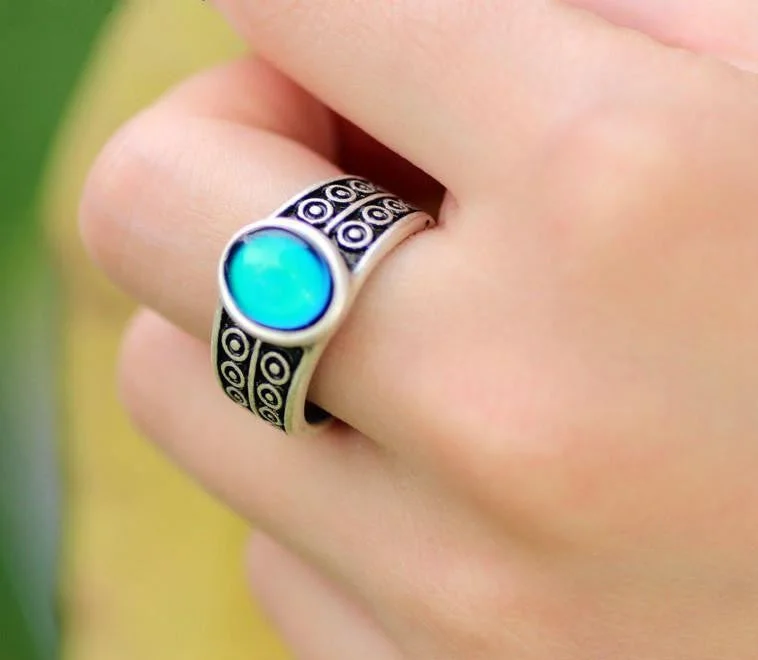 Retro Silver Mood Ring